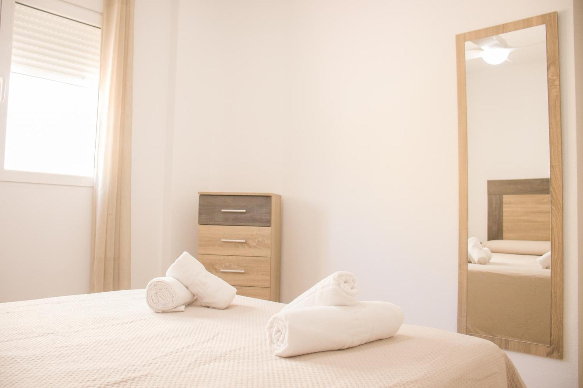 Apartamentos Luna De アギラス エクステリア 写真