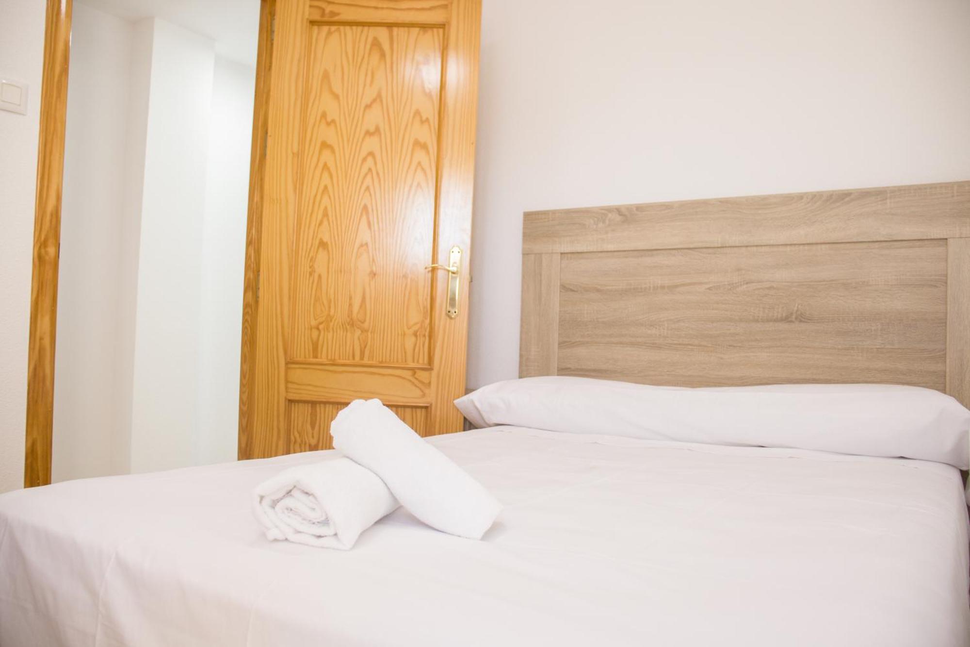 Apartamentos Luna De アギラス エクステリア 写真